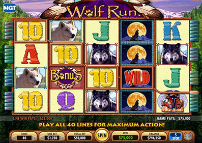 Wolf Run gameplay screenshot 2 small