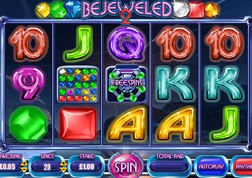 Bejeweled 2 gameplay screenshot 1 small