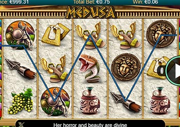 Medusa gameplay screenshot 3 small